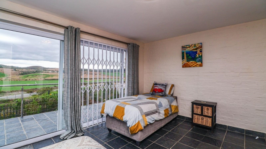 3 Bedroom Property for Sale in Reebok Western Cape